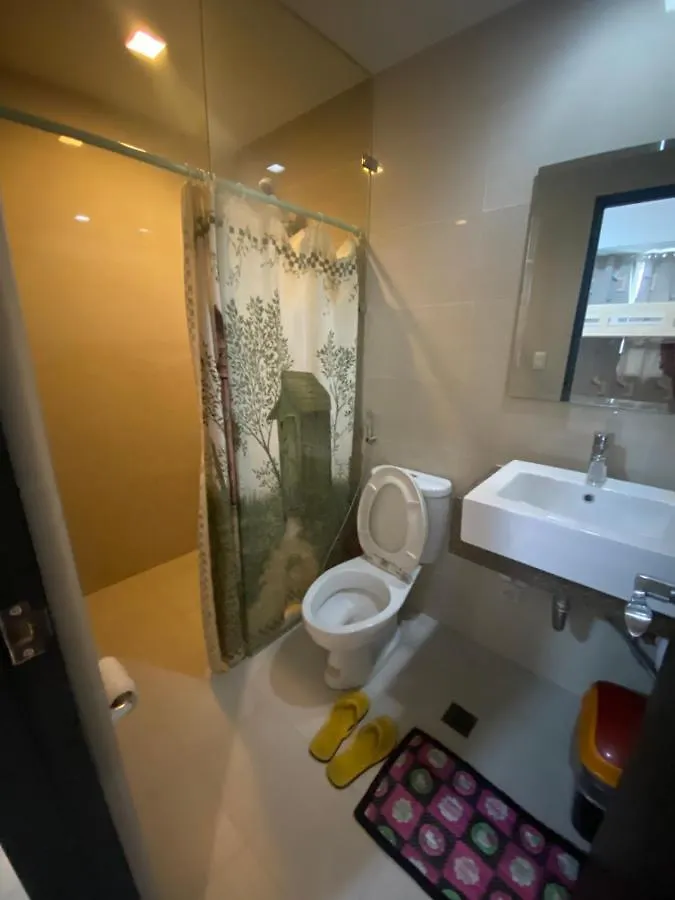101 Newport Boulevard-Favila Condotel Unit Near Airport Pasay Aparthotel