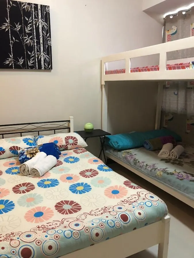 101 Newport Boulevard-Favila Condotel Unit Near Airport Pasay Philippines