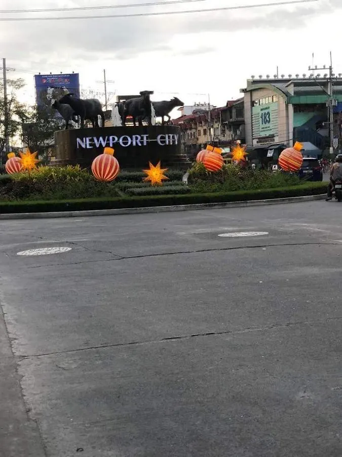 Aparthotel 101 Newport Boulevard-Favila Condotel Unit Near Airport Pasay Philippines